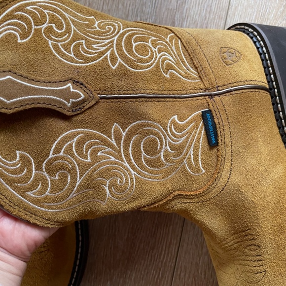 Ariat Womens Fatbaby Heritage Waterproof Western boot Size 91/2 B - Picture 7 of 9